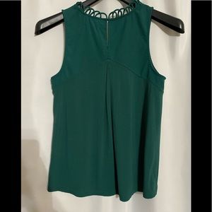 Crescent stitch fit ..forest green sleevel…